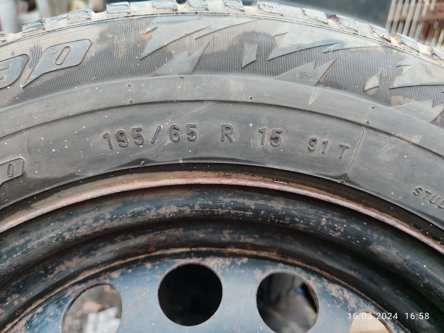 Колесо R15 195 65 Pirelli     6G 15H2