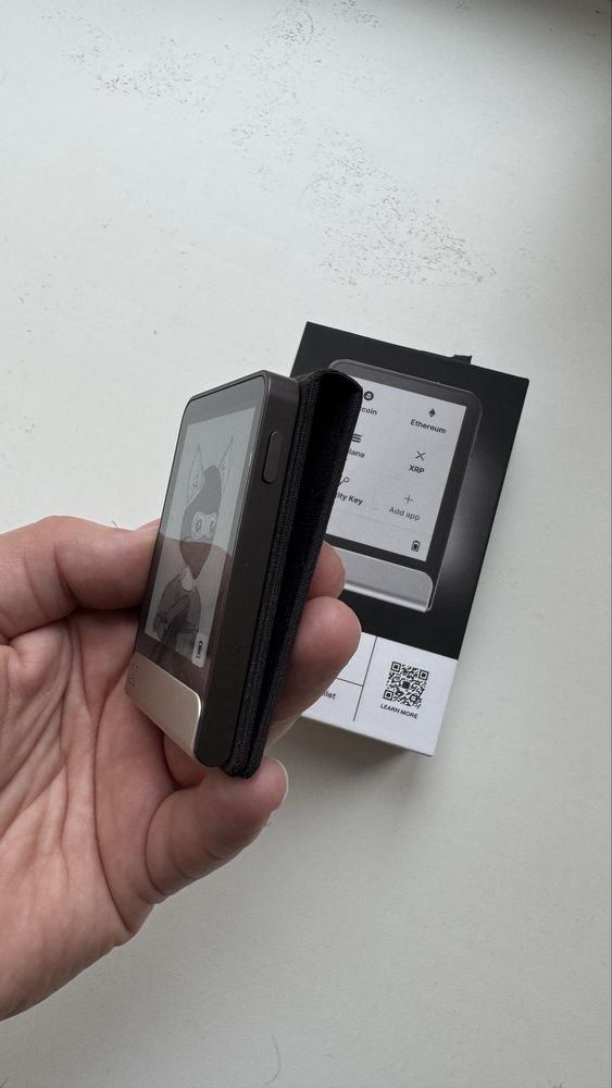 Ledger Flex як новий, повний комплект + оригінал.чохол Ledger Magnet