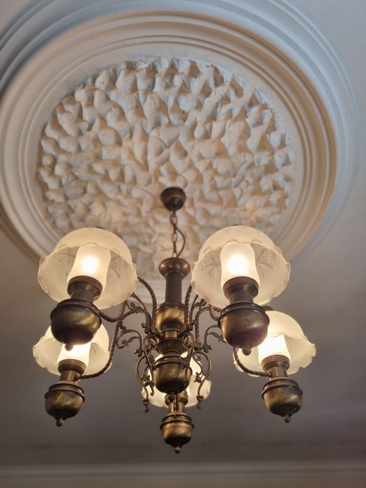 Conjunto de candeeiro e aplique