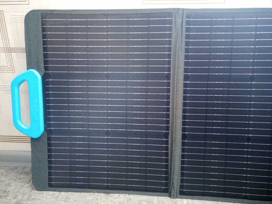 Зарядная станция Bluetti AC200MAX + Солнечная панель BLUETTI PV 120