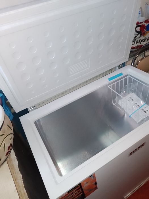 Продам морозильну камеру