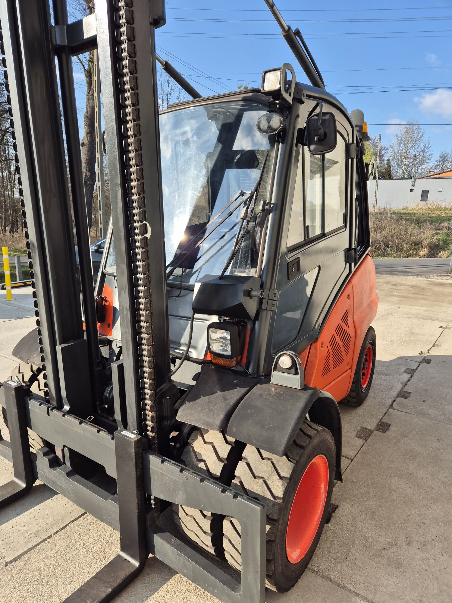 Rezerwacja Wózek widłowy Gazowy Linde H40T-01 pełna kabina Udźwig 4ton