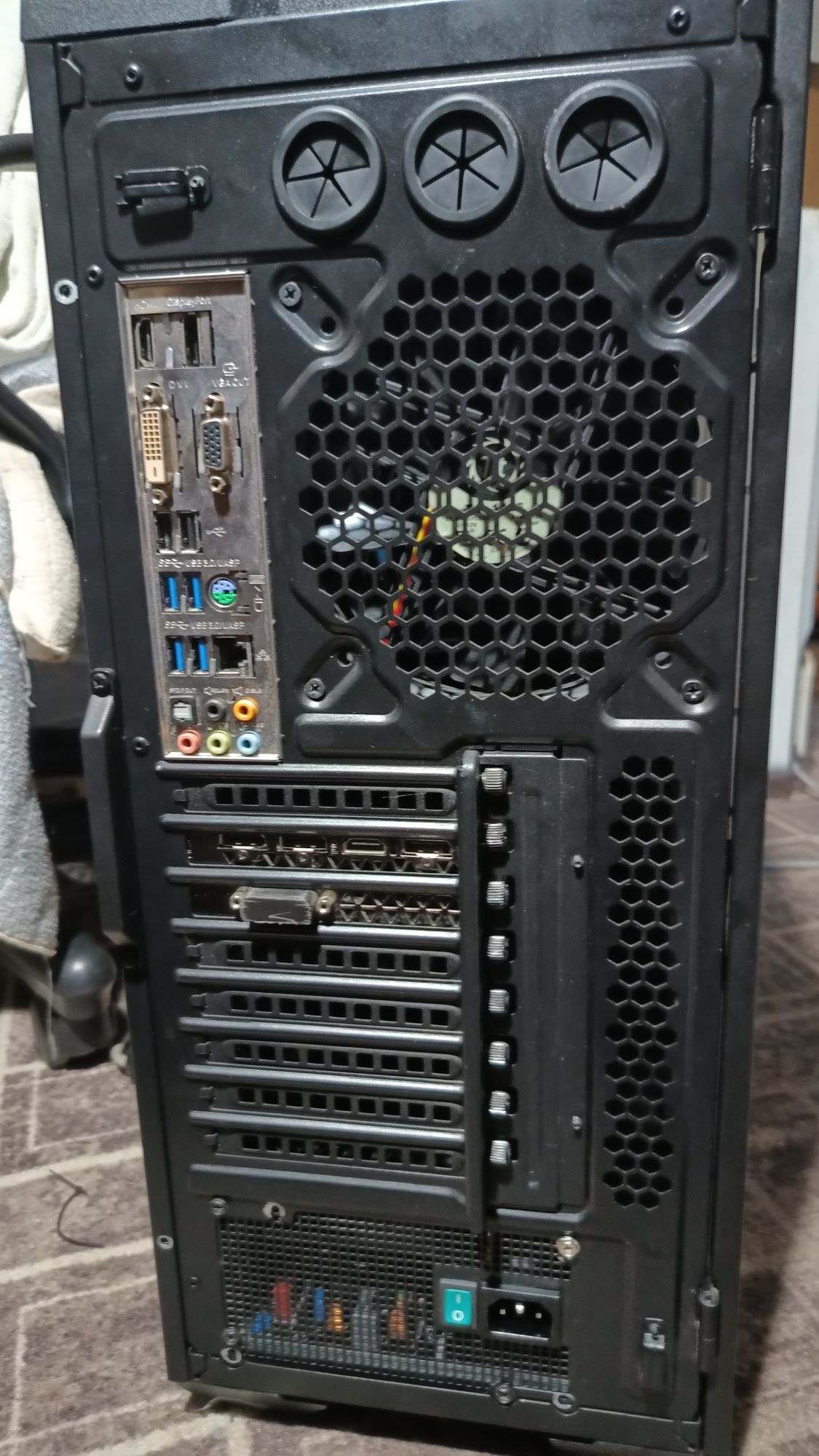 Корпус thermaltake для топ сборок