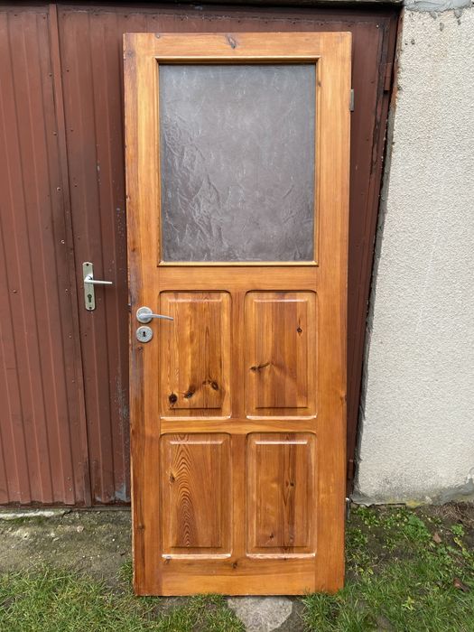 Drzwi drewniane lewe 80 z ościeżnicą
