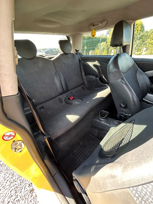 Mini Cooper 1.6 Benzyna 2002 Rok
