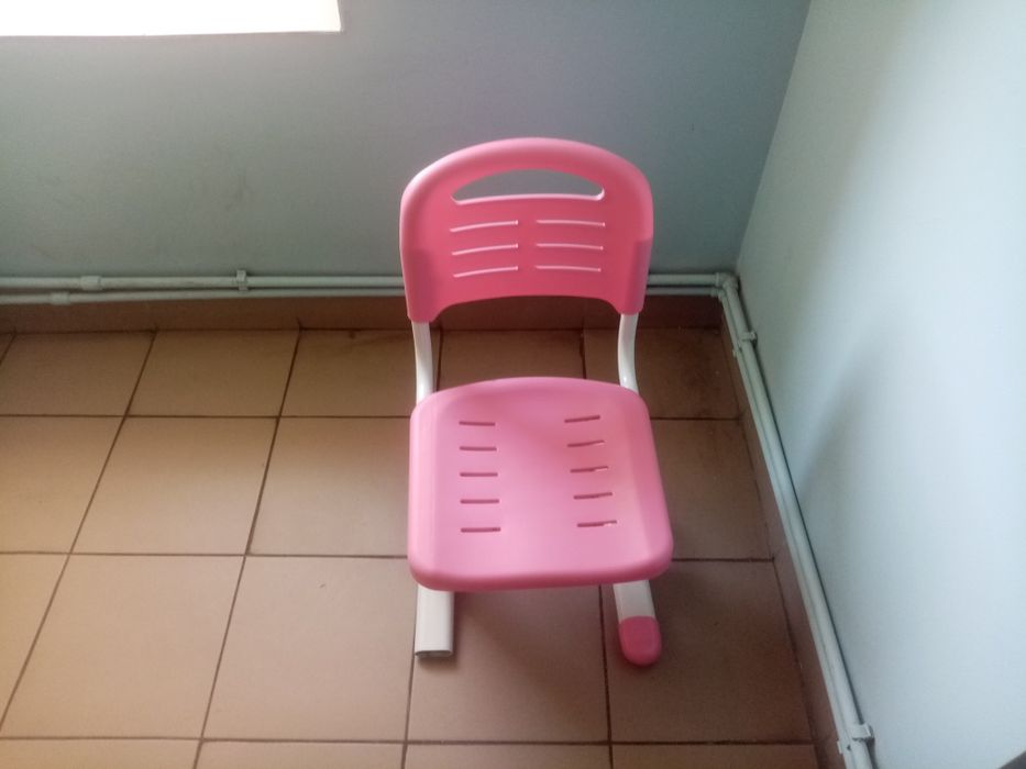 Продам недорого стільчик.