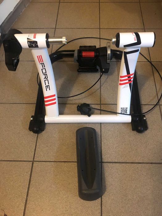 Trenażer rowerowy Elite Force