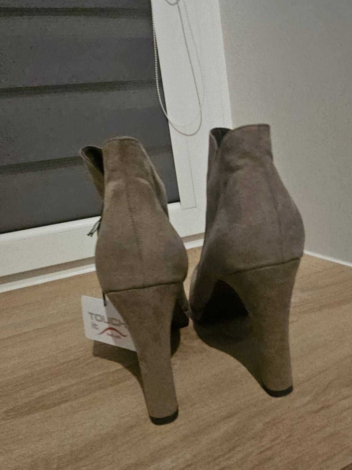 Tamaris Botki na obcasie pepper TA111N0ZW r. 41