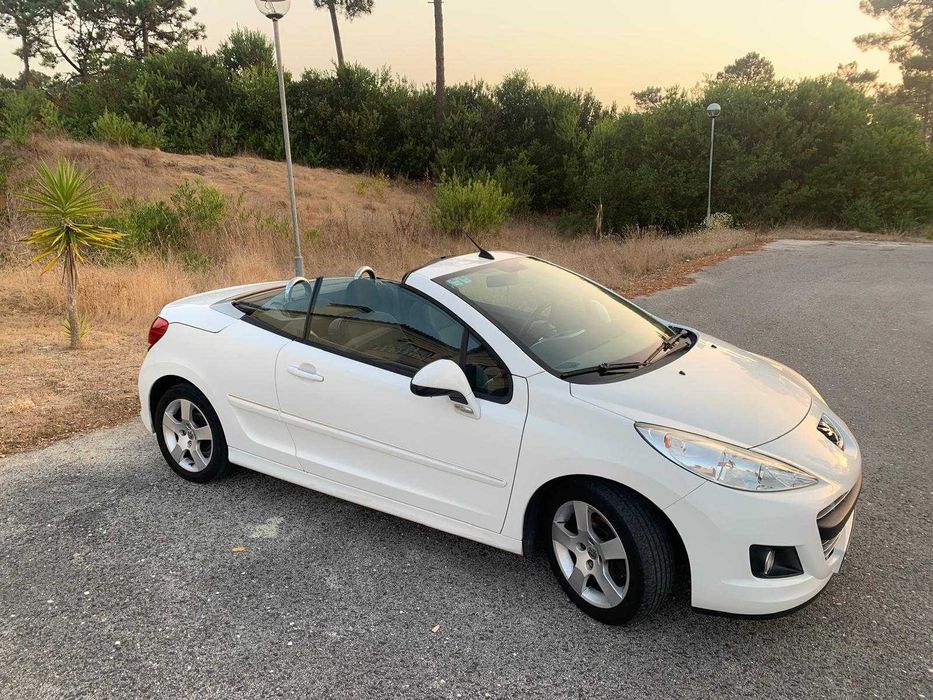 descapotável Peugeot 207cc 1.6 HDI