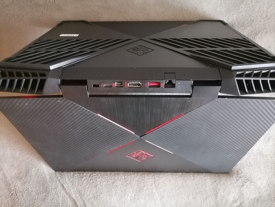 HP OMEN 16  6RDZ 12W GTX 1060 WIN 11 144hz i7 8 GEN 16GB 512GB SSD