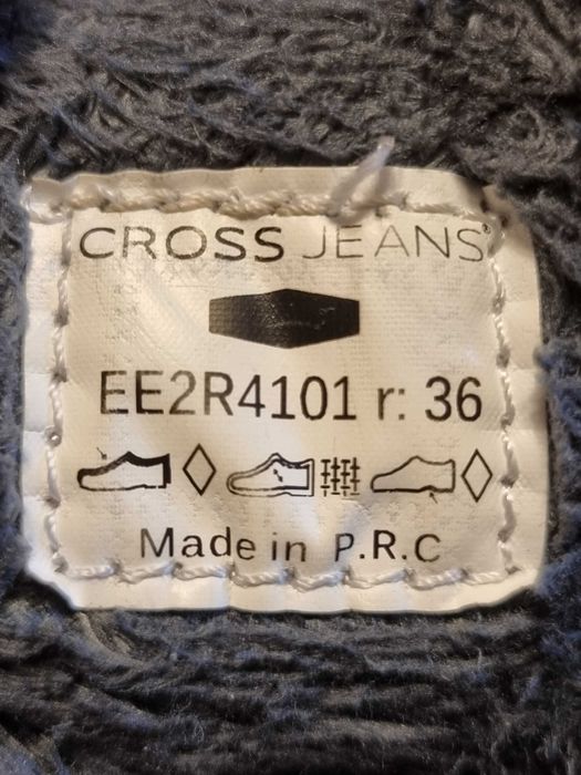 Młodzieżowe buty zimowe CROSS JEANS r.36