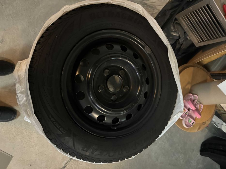 4 Koła z oponami 15" KIA / HYUNDAI