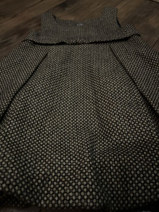 Elegancka ciepla sukienka zara 104 „25”