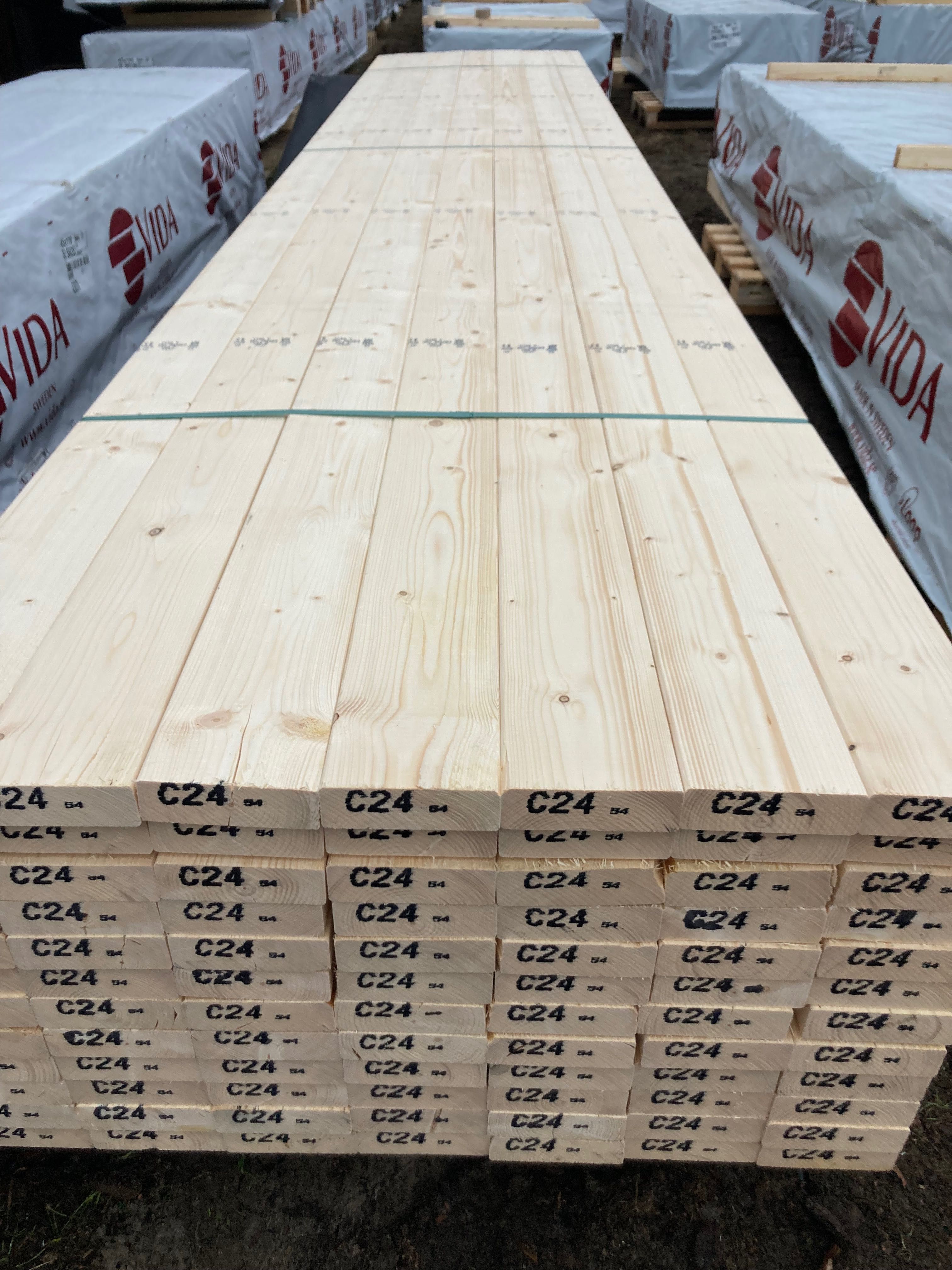 Drewno konstrukcyjne C24 świerk 45x145mm