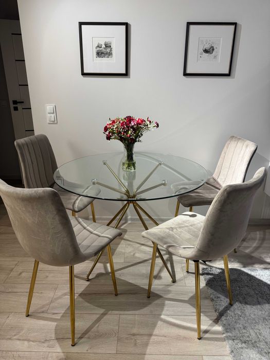 Stół RONDO z 4 krzesłami ALAN Szczecin