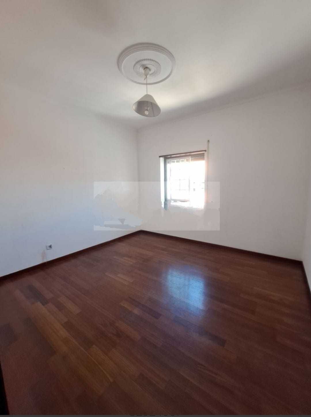 Moradia em primeiro andar com garagem PONTE DE SOR
