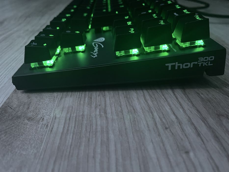 Klawiatura mechaniczna GENESIS THOR 300 TKL Green Blue Switches