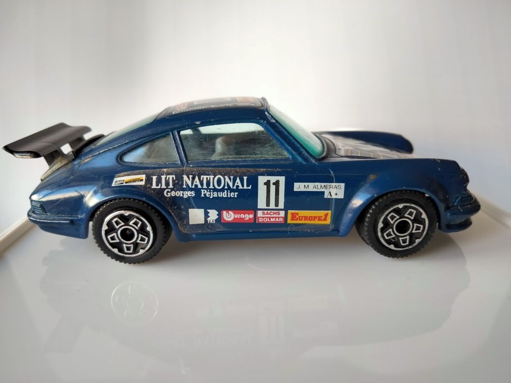 1/43 Porsche 911 Turbo "Esso" #11 (1990)