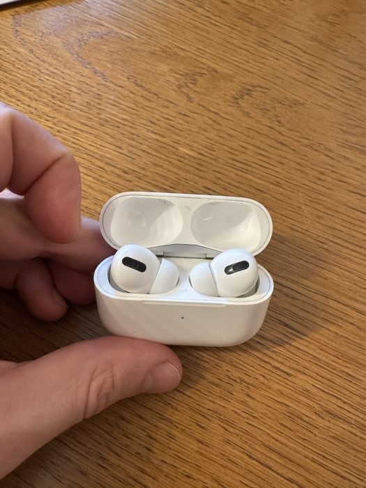 Apple Airpods Pro 1 - oryginalne, stan bardzo dobry