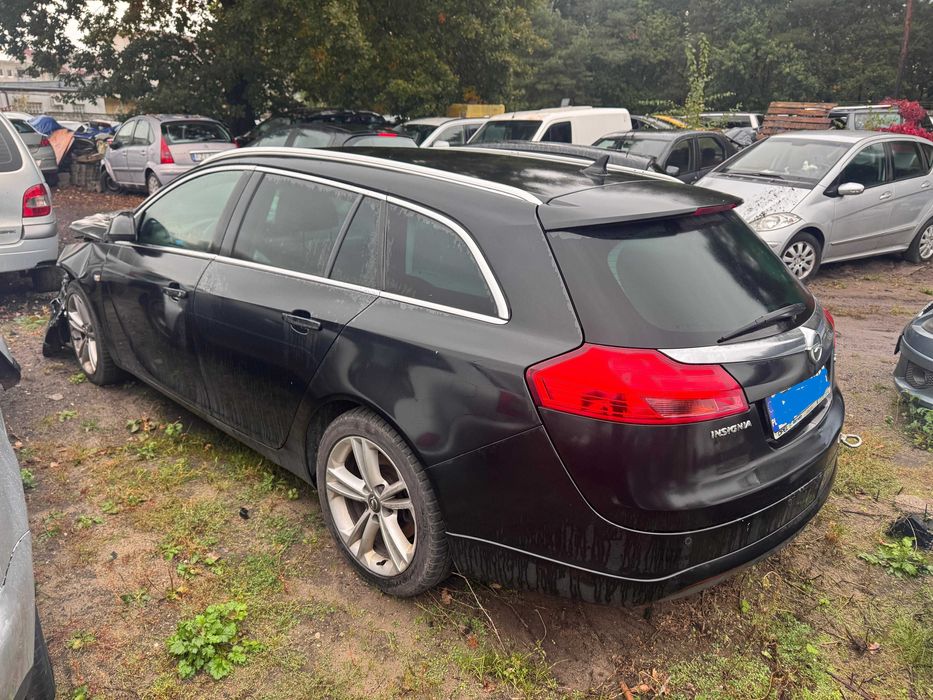 OPEL INSIGNIA 2.0 cdti cosmo 2010