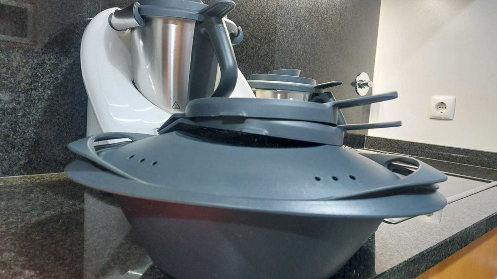 Thermomix Bimby TM6 + Full acessórios + copo extra