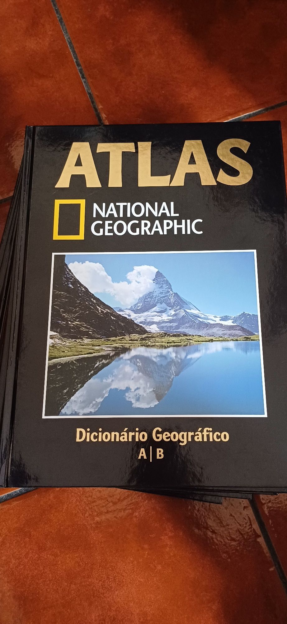 Vendo livros Atlas National Geographic