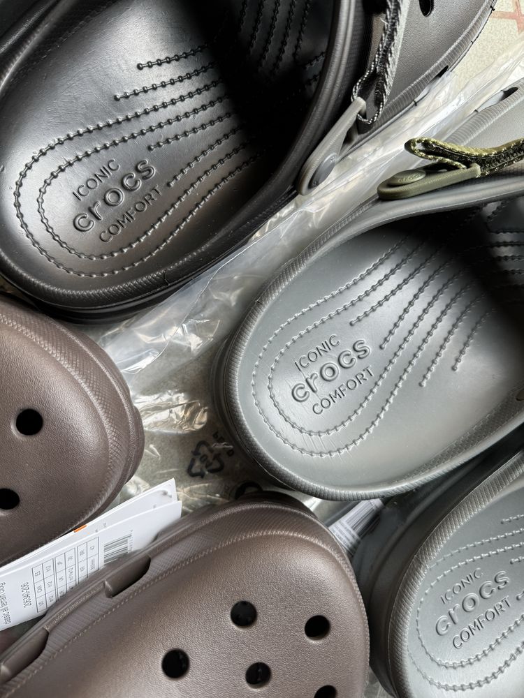Оригінальні crocs all terrain нові оригінал тапочки сланці крокси new