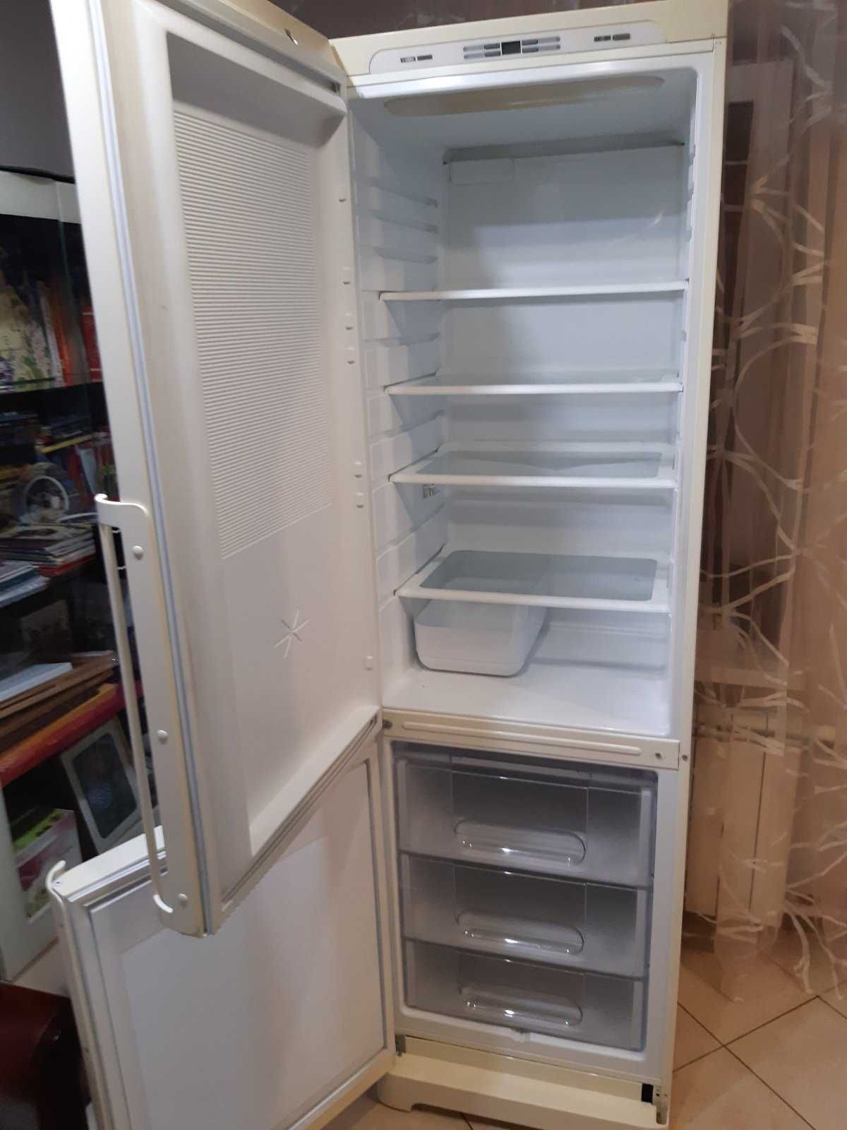 Холодильник Vestfrost CW