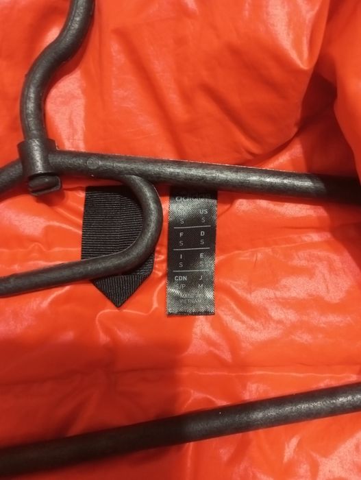 Продам пуховик Адідас