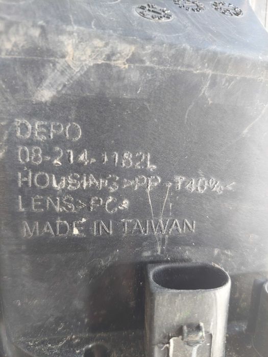 farol esq mitsubiche colt