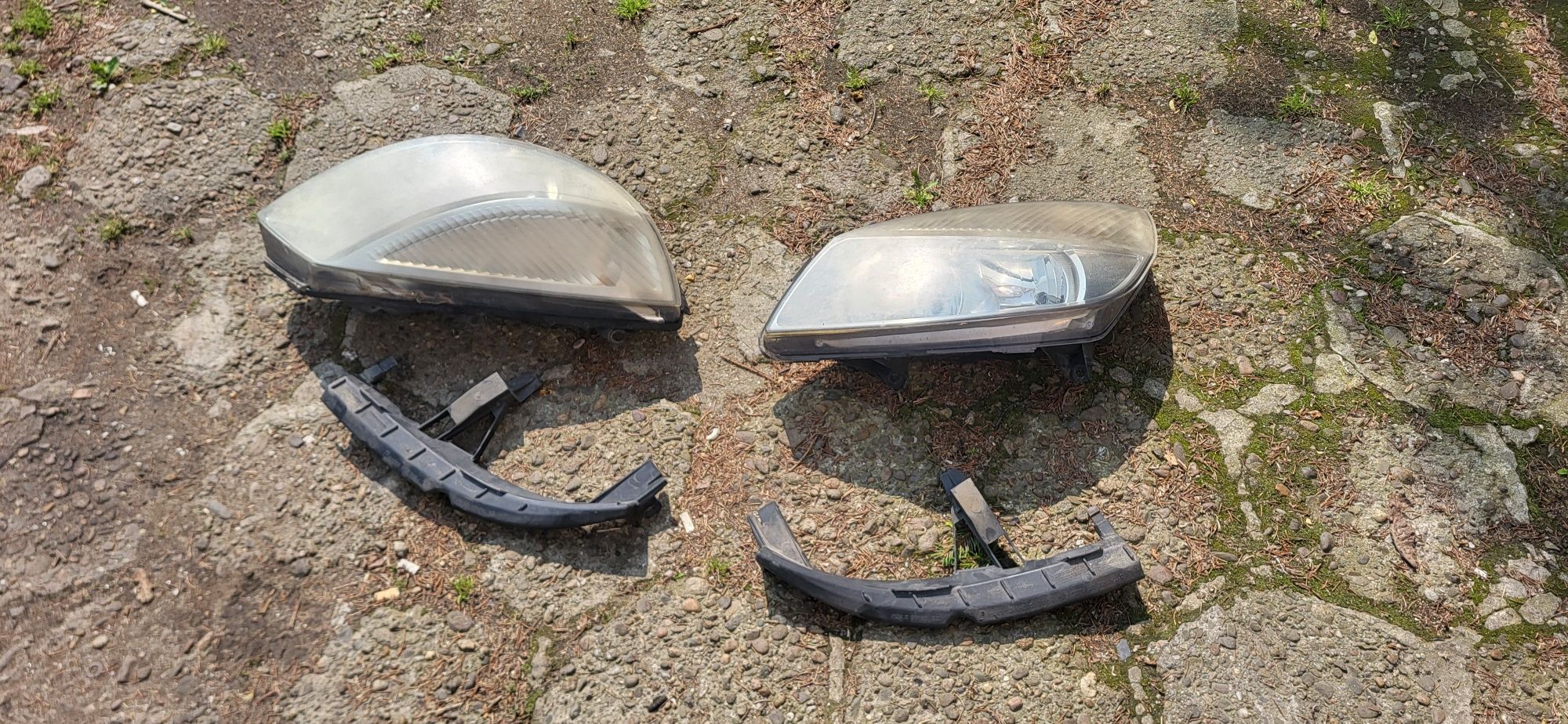 Renault Scenic 2  Błotnik Lewy Lub Prawy TED97  lampa Zderzak   Drzwi