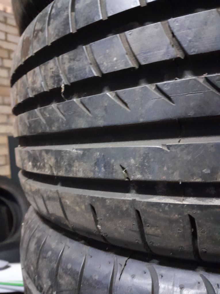 235/50 r18 Шини літні Goodyear  комплект