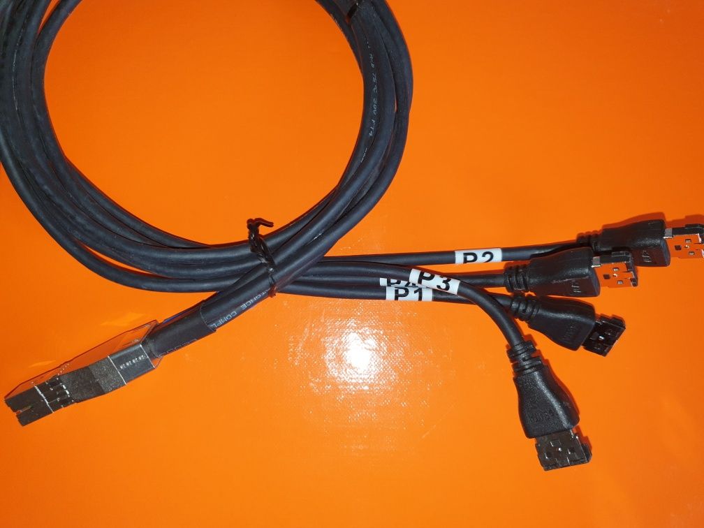 OKAZJA Microsemi Adaptec SmartHBA 2100-4i4e mozna podlaczyć 8 dysków