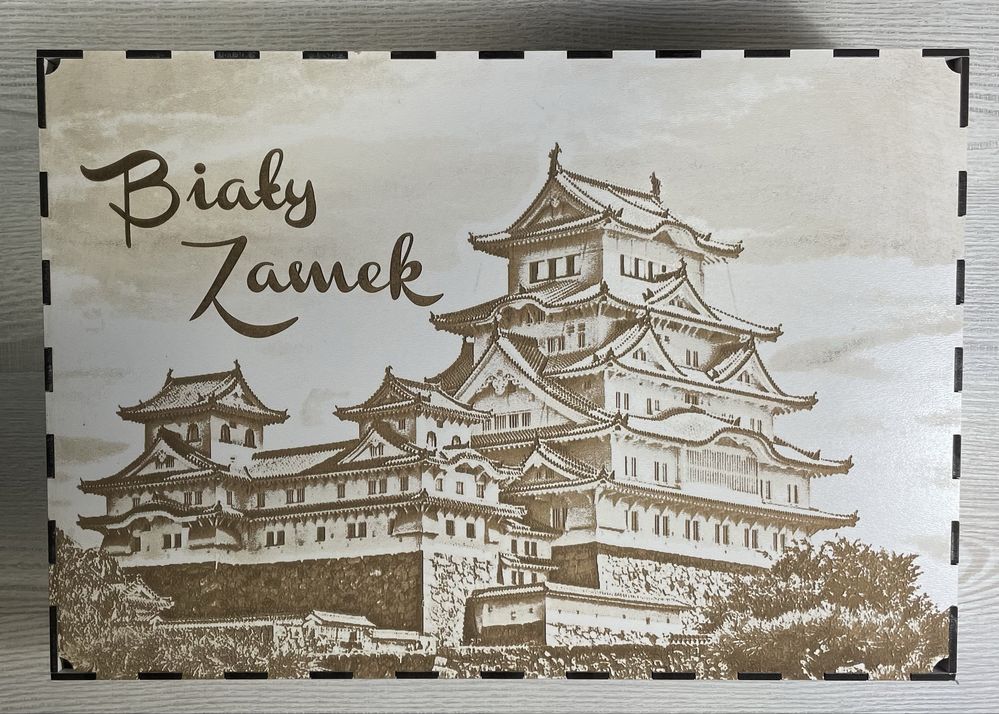 Biały zamek + Matcha + insert