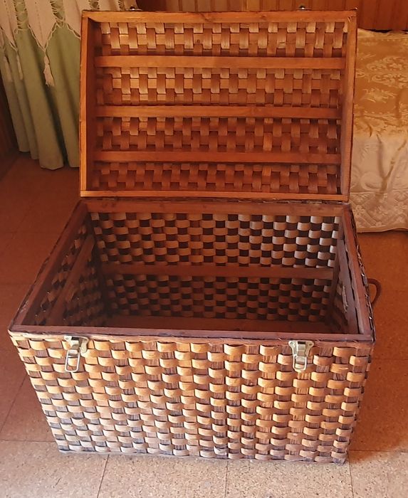 Baú em vime arrumação