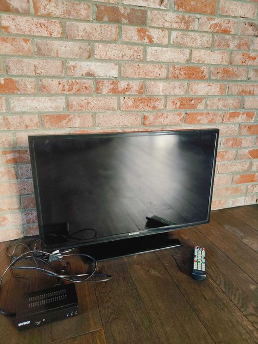 Telewizor Samsung UE32EH5020H 39W