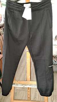 Spodnie dresowe Calvin Klein L Nowe i spodenki jeans