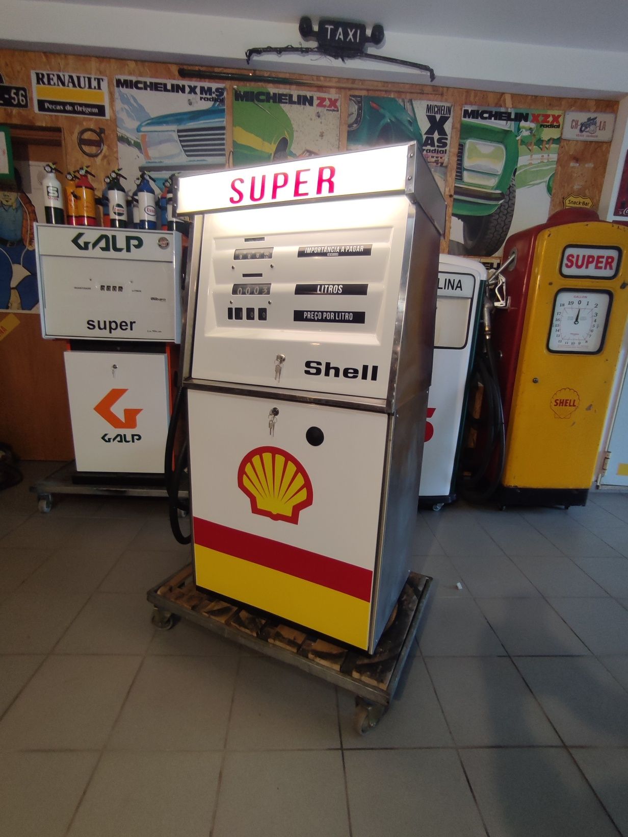 Bomba de gasolina Shell Tokheim