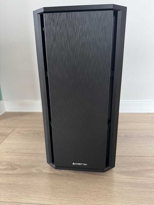 Komputer gamingowy RTX 5060 8GB, i5-14 gen. 32 GB RAM