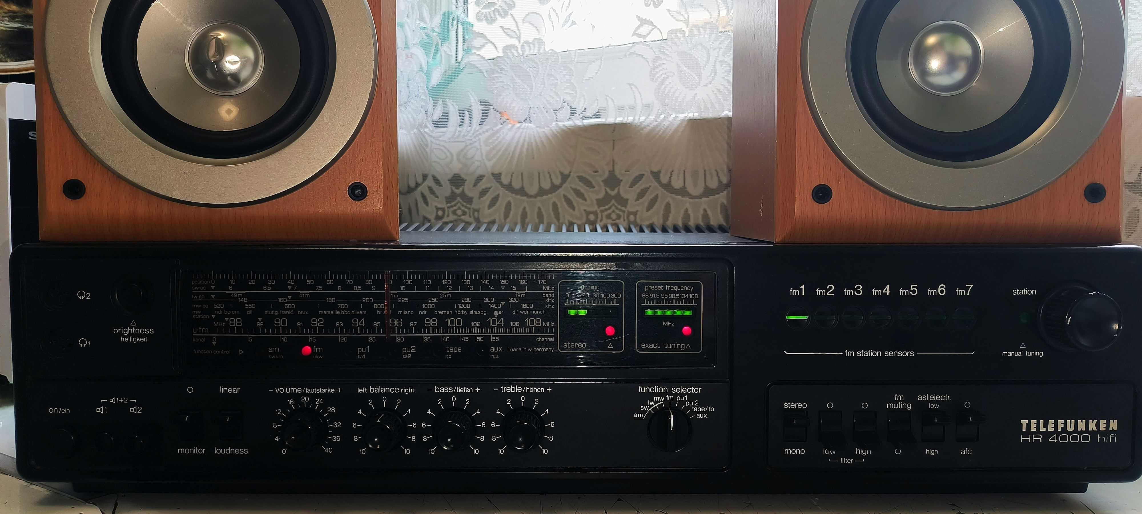 Sony Wega  Wzmacniacz JPS 352 V100  2 x 40 Wat Vintage sprawny  Japan