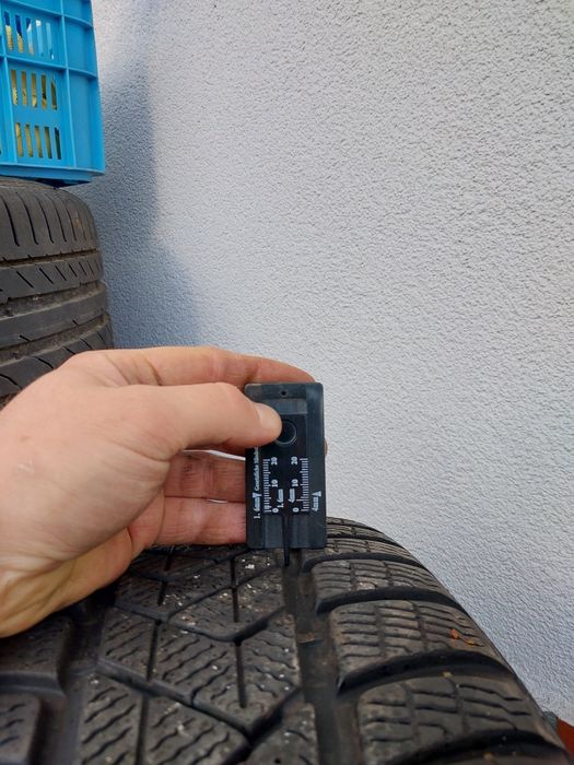 Felgi 18 BMW 5x120 z oponami zimowymi Pirelli 225/60 r18