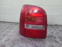 Audi A4 B5 Lift lampa lewy tył tylna