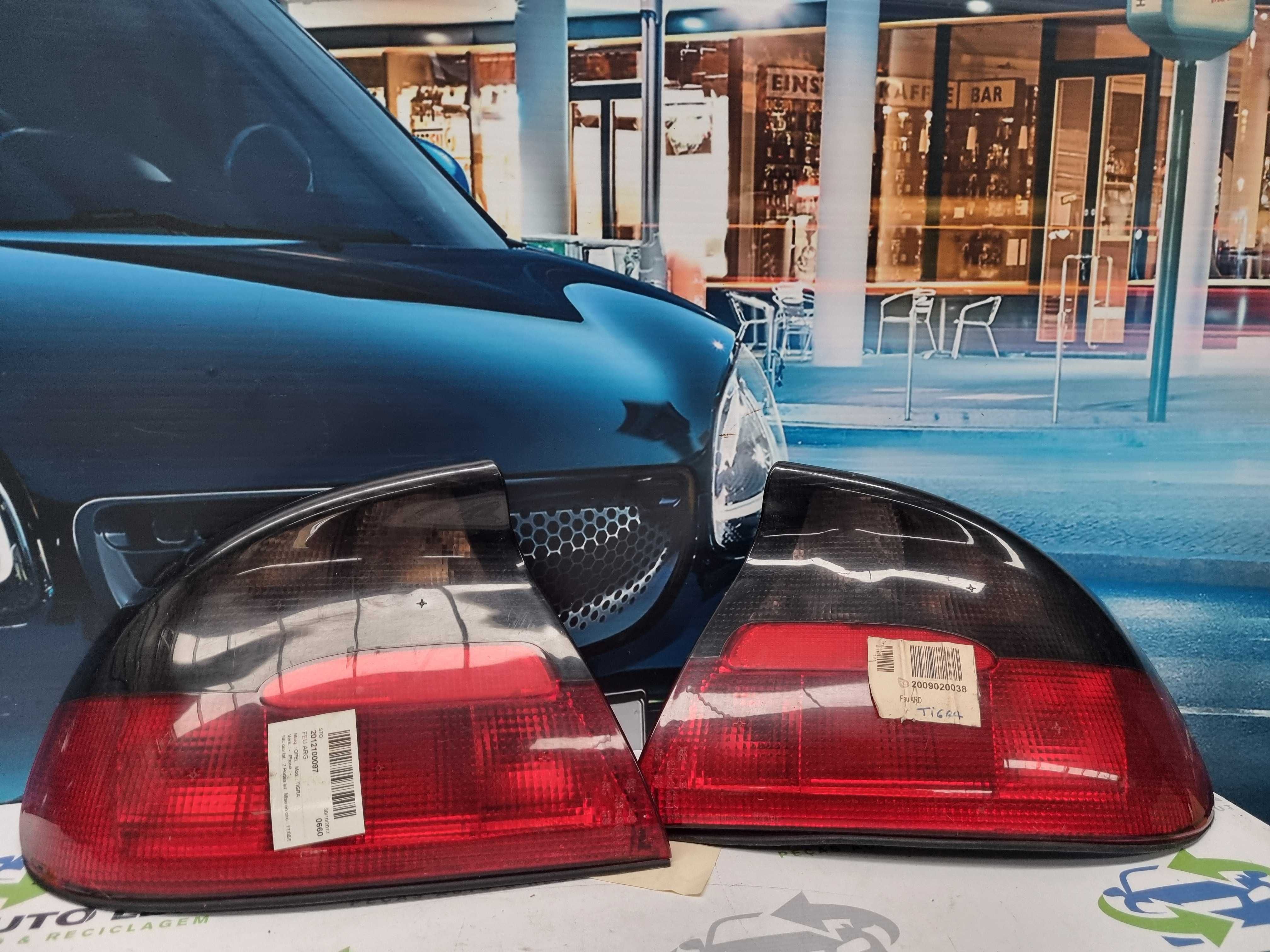 Farolim esquerdo e direito Opel Tigra