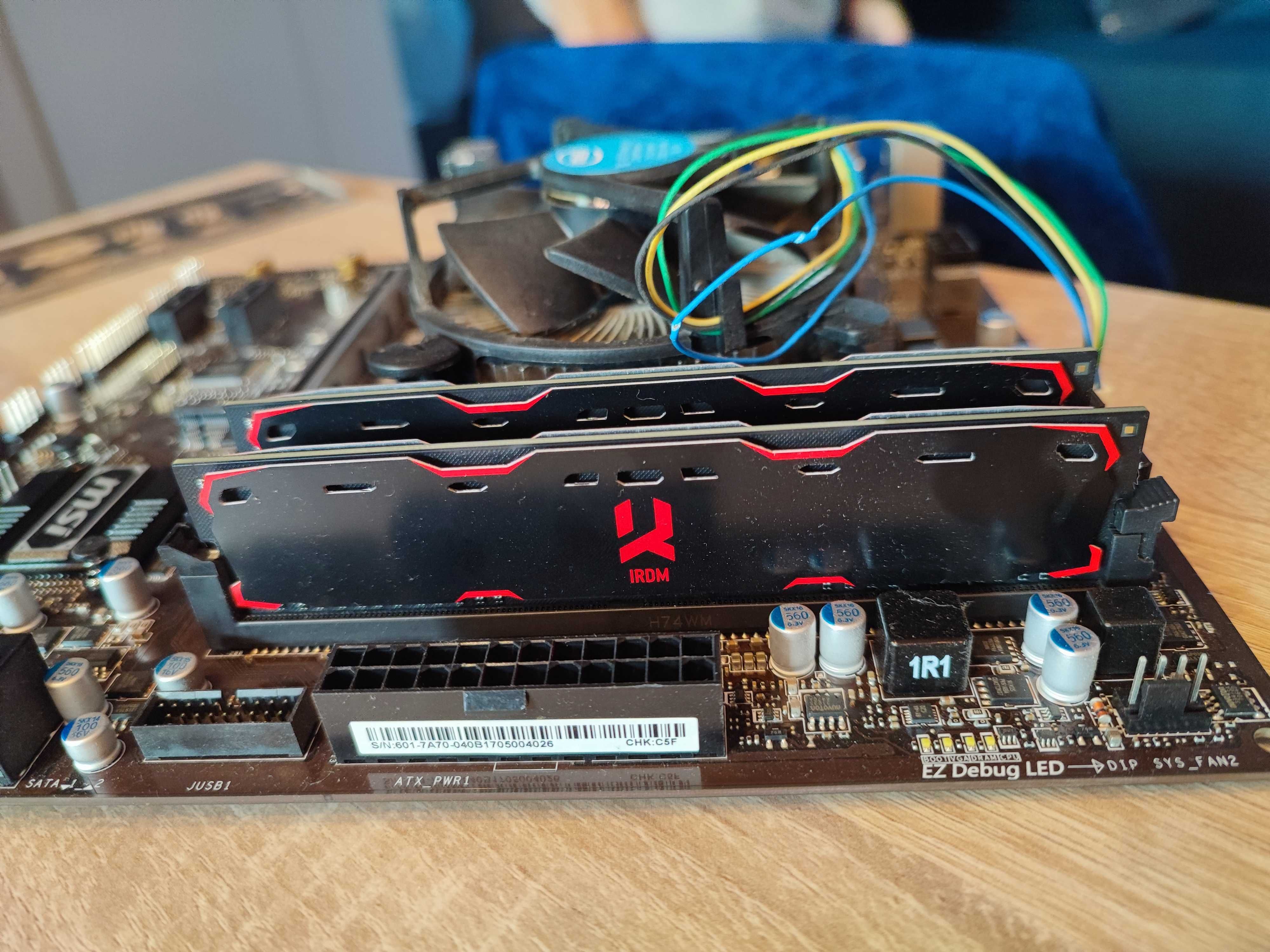 Płyta główna MSI z procesorem Intel + 2x kość RAM