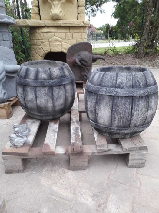 beczka betonowa , ogrodowa, donica ,