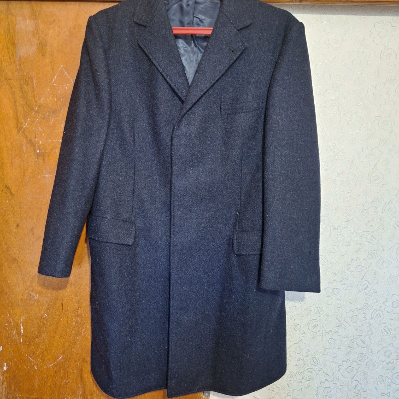 Мужское пальто, 100% шерсть, 50 см ширина плеч