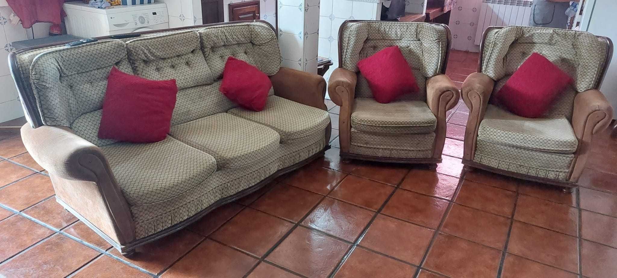 Sofás usados em boas condições