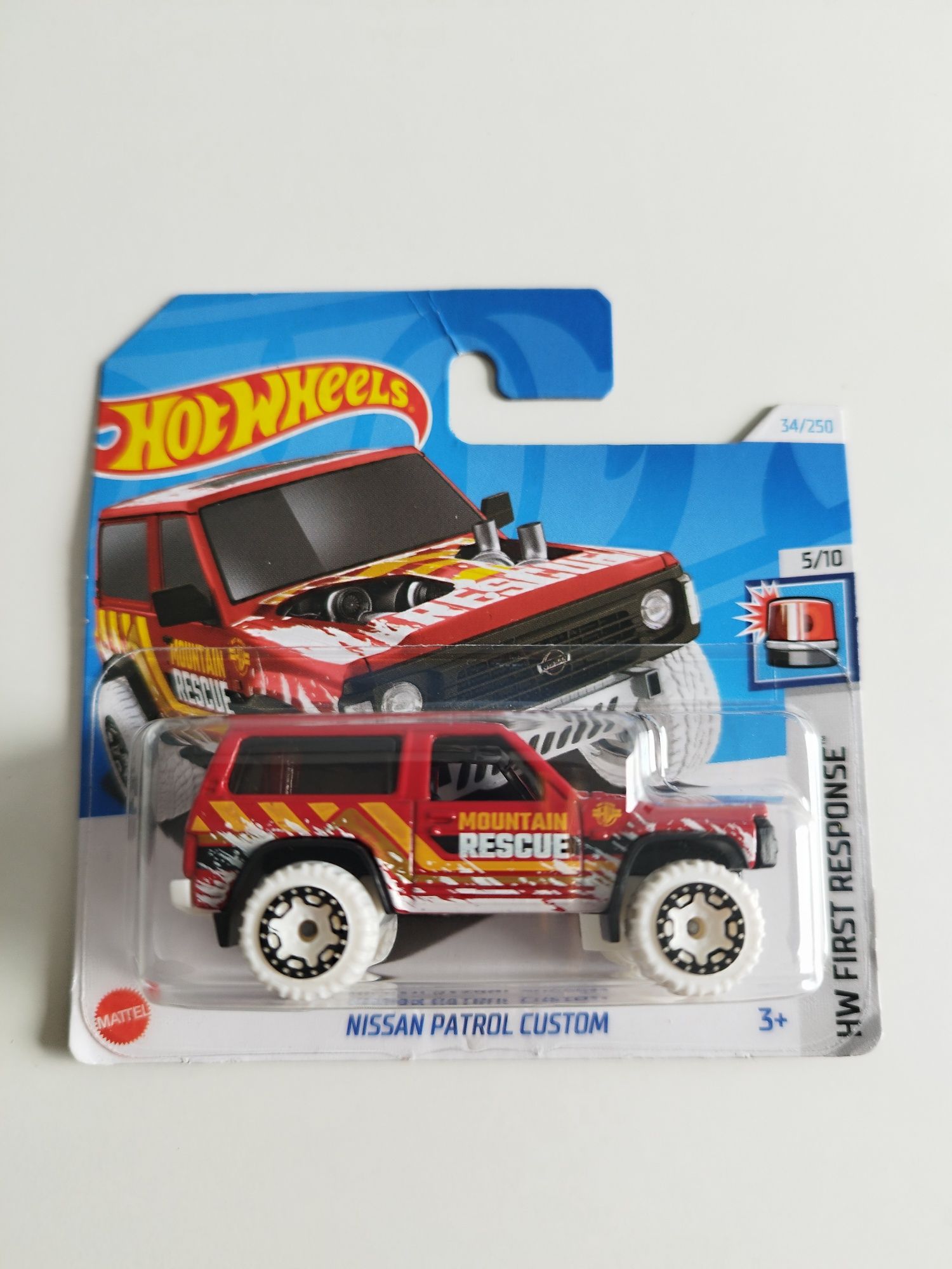 Hot wheels Nissan Patrol Custom