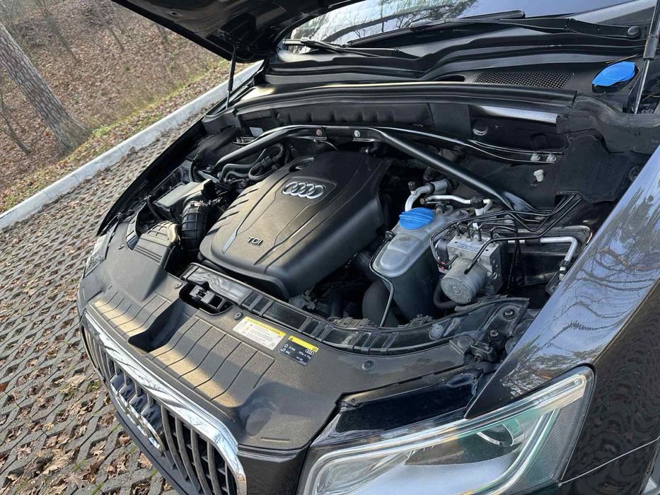 Audi Q5 2.0 TDI S-line