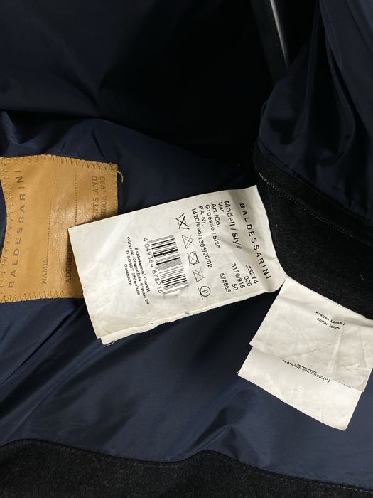 Зимовий кашеміровий пуховик Baldessarini 50 (L)